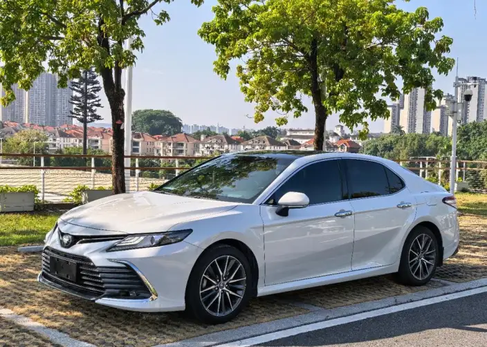 Toyota Camry 2021 Model 2.5G Deluxe Edition – фото 1