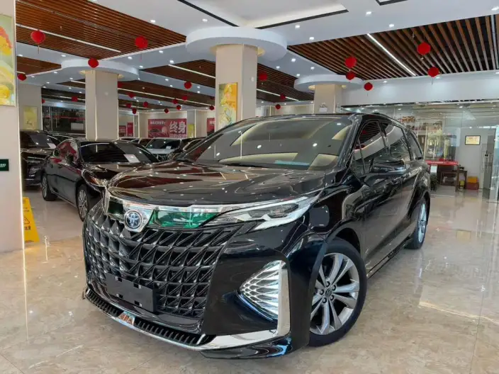 Toyota Sienna 2021 Model 2.5L Hybrid Premium Edition