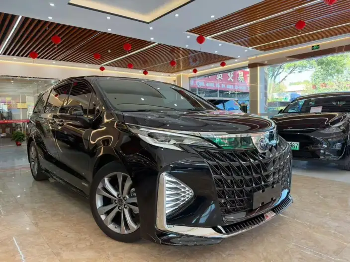 Toyota Sienna 2021 Model 2.5L Hybrid Premium Edition