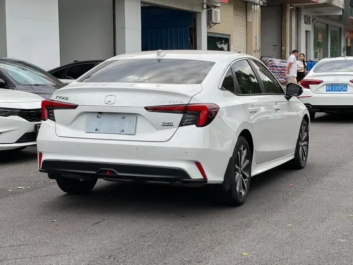 Model Ge 2025 Model 240TURBO CVT Technology Edition – фото 6