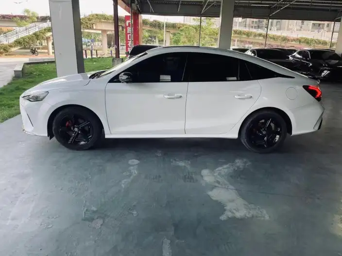 MG 5 Scorpio 2022 Model 1.5T Deluxe Edition