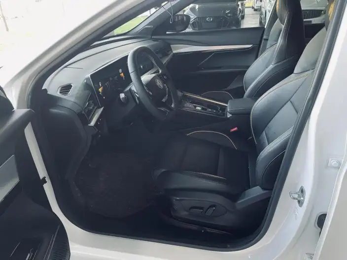 MG 5 Scorpio 2022 Model 1.5T Deluxe Edition – фото 8