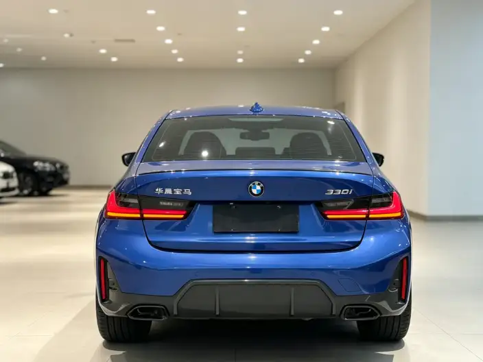 BMW 3 Series 2023 Model 330i M Sports Night Set – фото 3