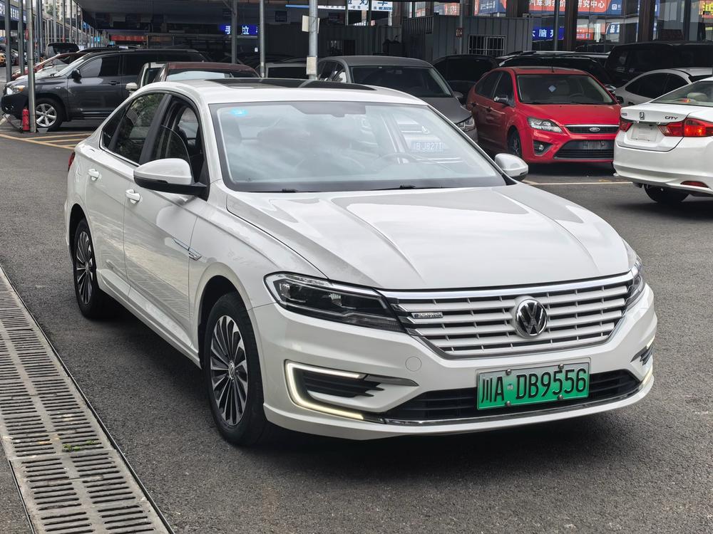 Volkswagen Lavida EV 2019 Premium – фото 3