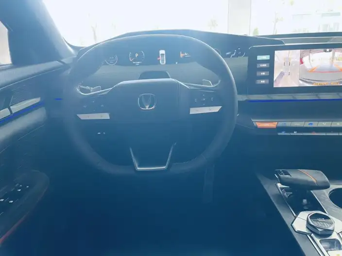 Changan UNI-V 2022 Model 1.5T Sports Edition – фото 7