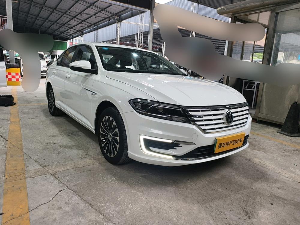 Volkswagen Lavida EV 2019 Premium – фото 2