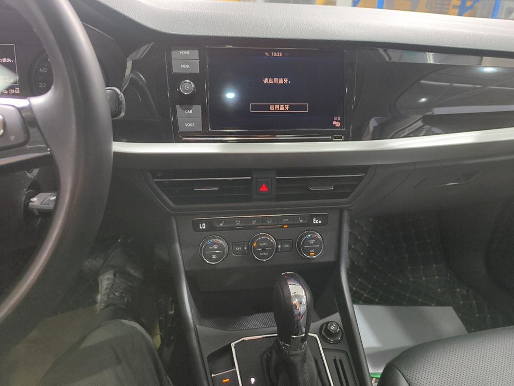 Volkswagen Lavida EV 2019 Premium – фото 6