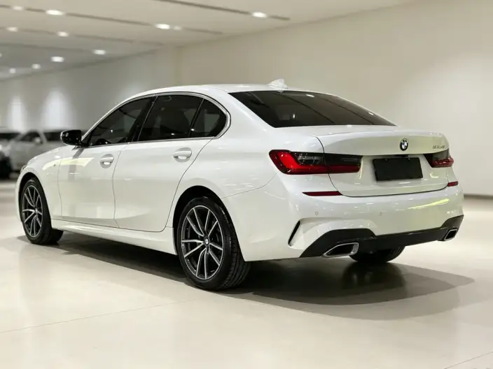 BMW 3 Series 2022 Model 325Li M Sports Set – фото 3