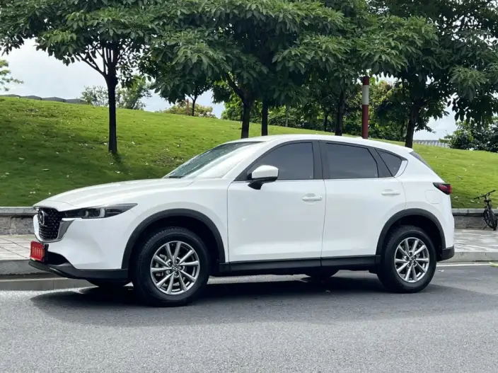 Mazda CX-5 2024 Model 2.0L Automatic 2WD Comfort Model – фото 1