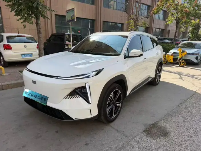Geely Galaxy L7 2023 Model 1.5T DHT 55km AIR
