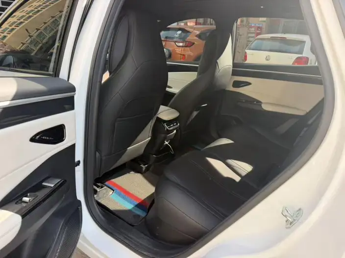 Geely Galaxy L7 2023 Model 1.5T DHT 55km AIR – фото 9