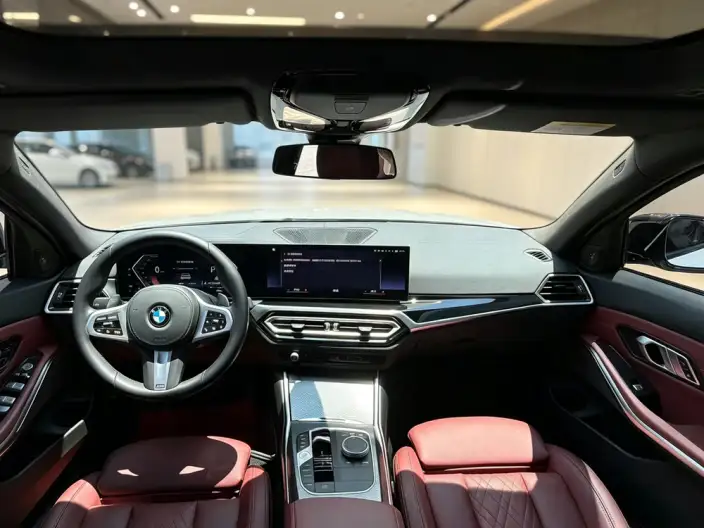 BMW 3 Series 2023 Model 325i M Sports Night Set – фото 6