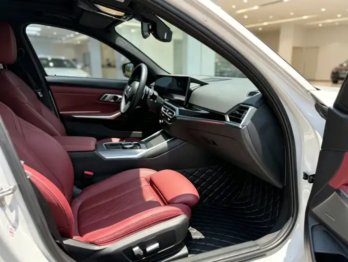 BMW 3 Series 2023 Model 325i M Sports Night Set – фото 8