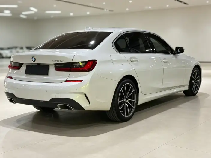 BMW 3 Series 2022 Model 325Li M Sports Set – фото 5