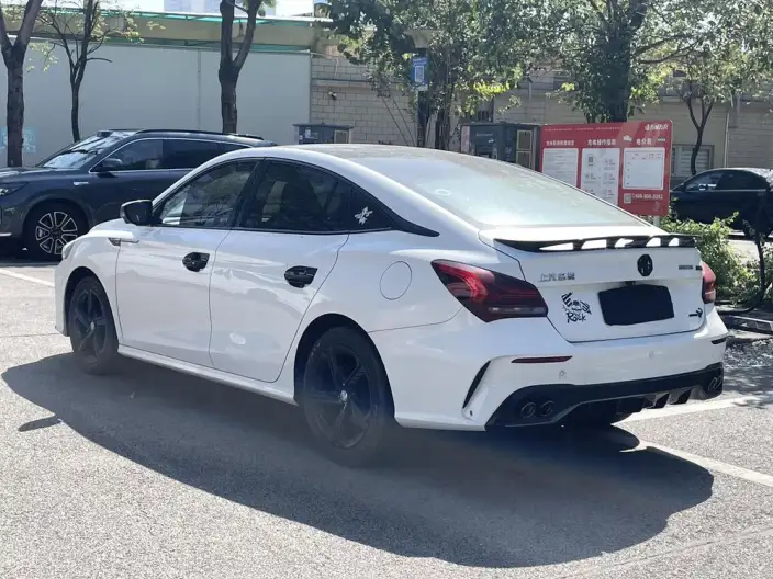 MG 5 Scorpio 2022 Model 1.5T Deluxe Edition
