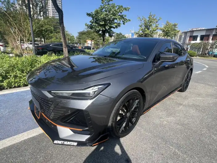 Changan UNI-V 2022 Model 1.5T Sports Edition