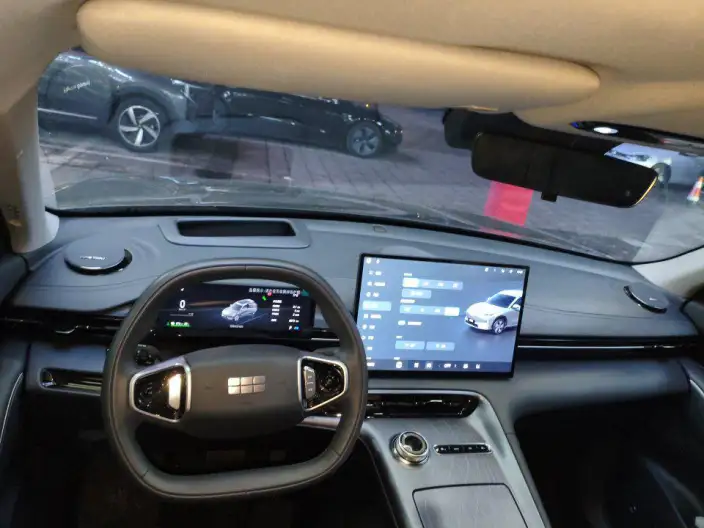 Geely Galaxy E5 2026 Model 610km Tiggo + Edition – фото 6