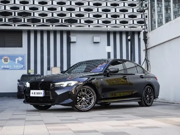 BMW 3 Series 2023 Model 325i M Sports Night Set – фото 1