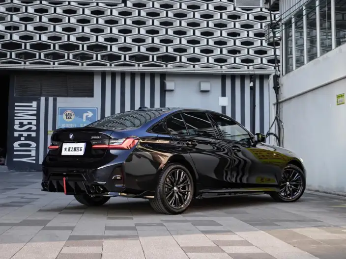 BMW 3 Series 2023 Model 325i M Sports Night Set – фото 4