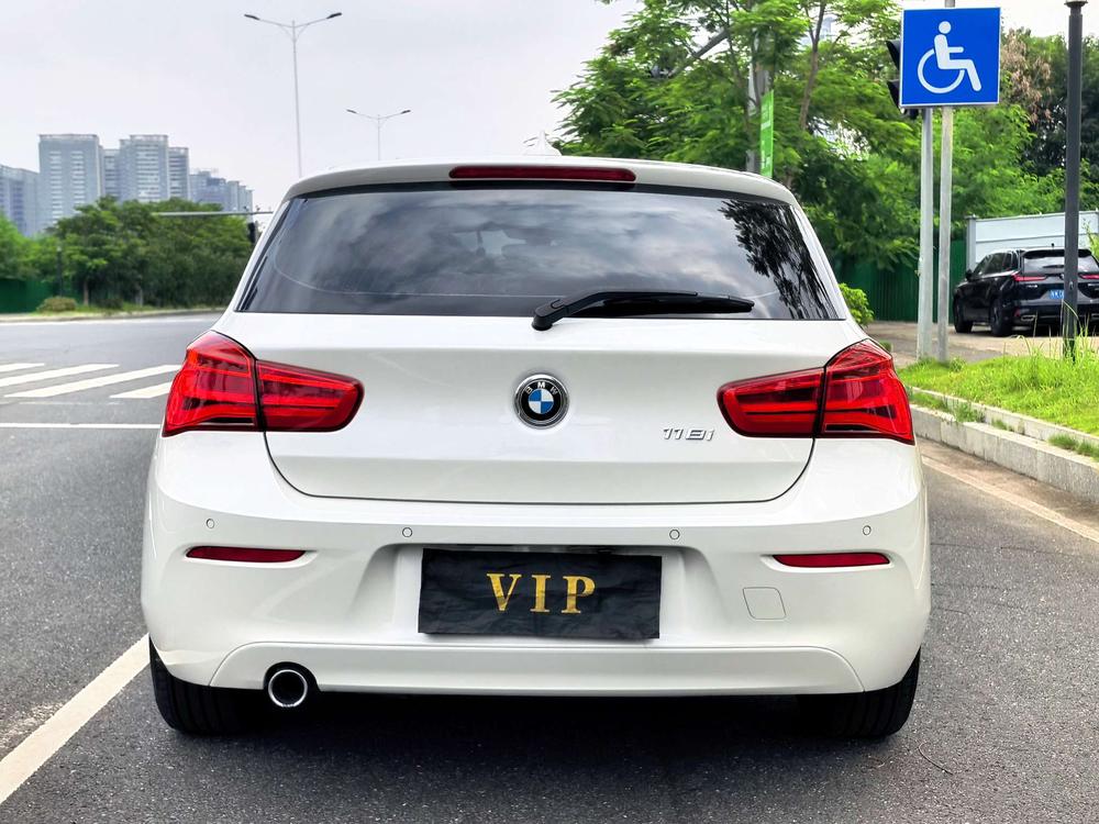 BMW 1 Series Imported Модель 2018 года 118i Leading – фото 6