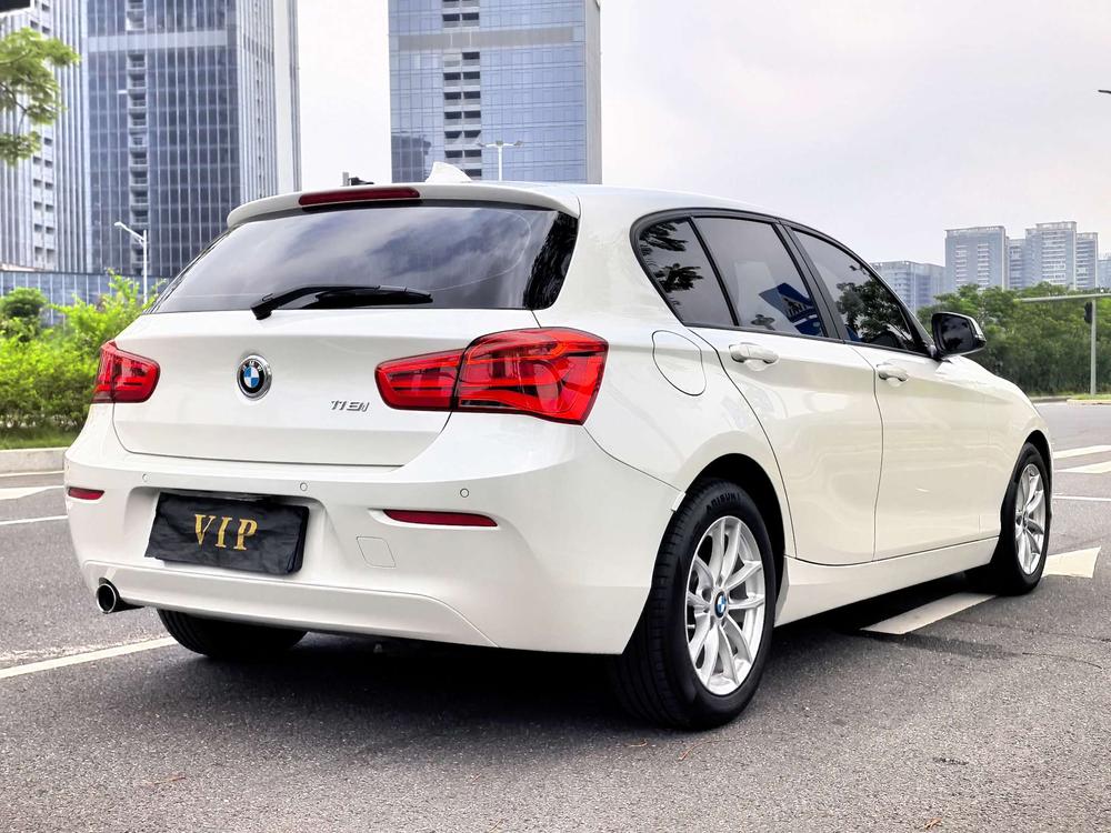 BMW 1 Series Imported Модель 2018 года 118i Leading – фото 7