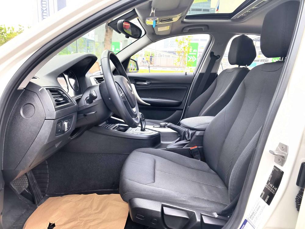 BMW 1 Series Imported Модель 2018 года 118i Leading – фото 17