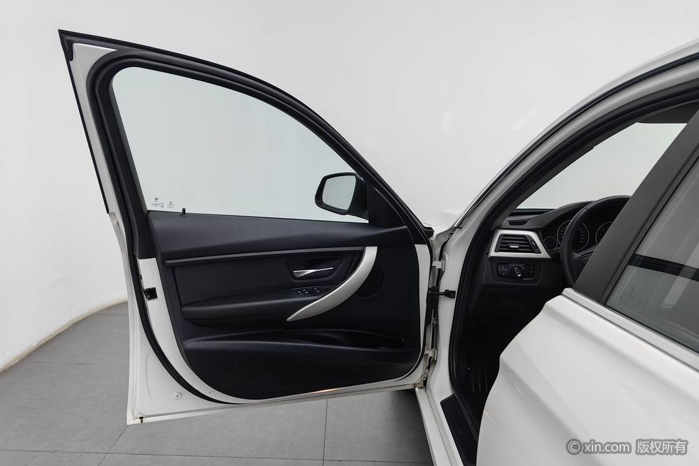 BMW 3 Series 2015 модификация 316Li Fashion – фото 21
