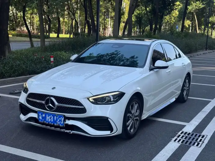 Mercedes-Benz C-Class 2022 Model C 200 L Sports Edition – фото 1