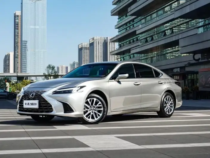 Lexus ES 2025 Model 200 Premium
