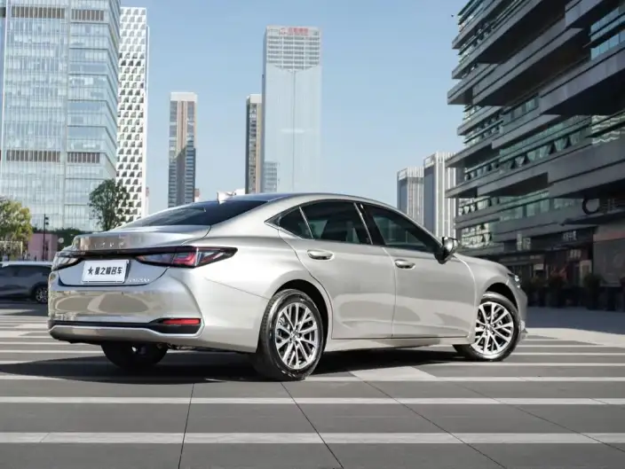 Lexus ES 2025 Model 200 Premium