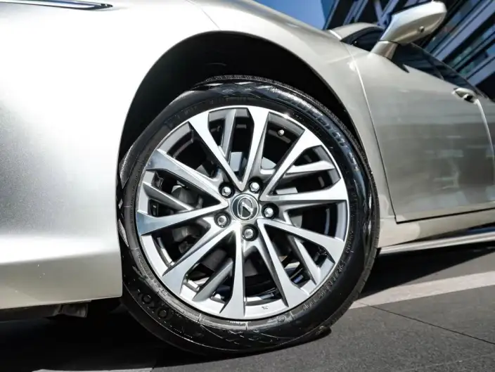Lexus ES 2025 Model 200 Premium – фото 7