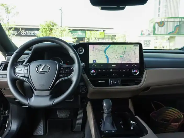 Lexus ES 2025 Model 200 Premium – фото 8