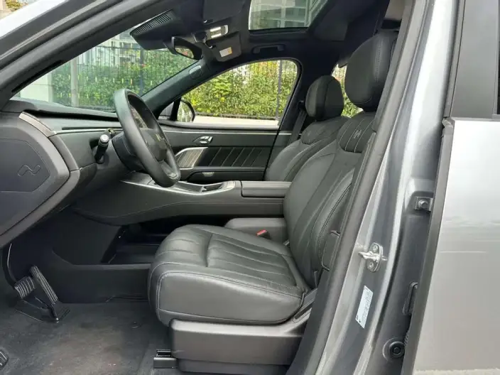 ONVO L90 2025 Model VI seat Edition Ultra – фото 9