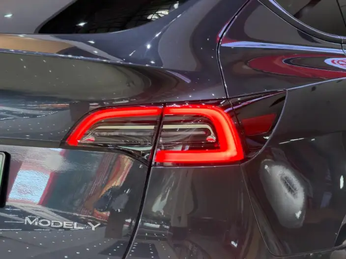 Model Y 2024 Model Rear-wheel drive version – фото 5
