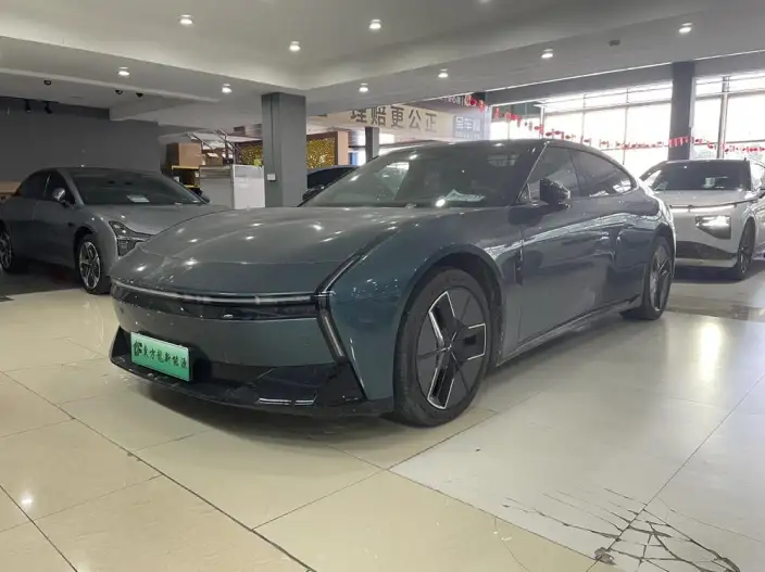 XPeng P7 2025 Model 702 Long Battery Life Pro Ultra