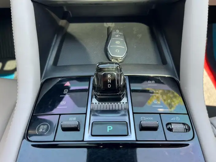 BYD Song PLUS EV 2024 Model Honor Edition 520KM Luxury Model – фото 7