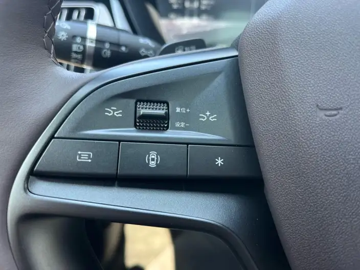 BYD Song PLUS EV 2025 Model Smart Driving Edition 520KM Luxury Model – фото 8