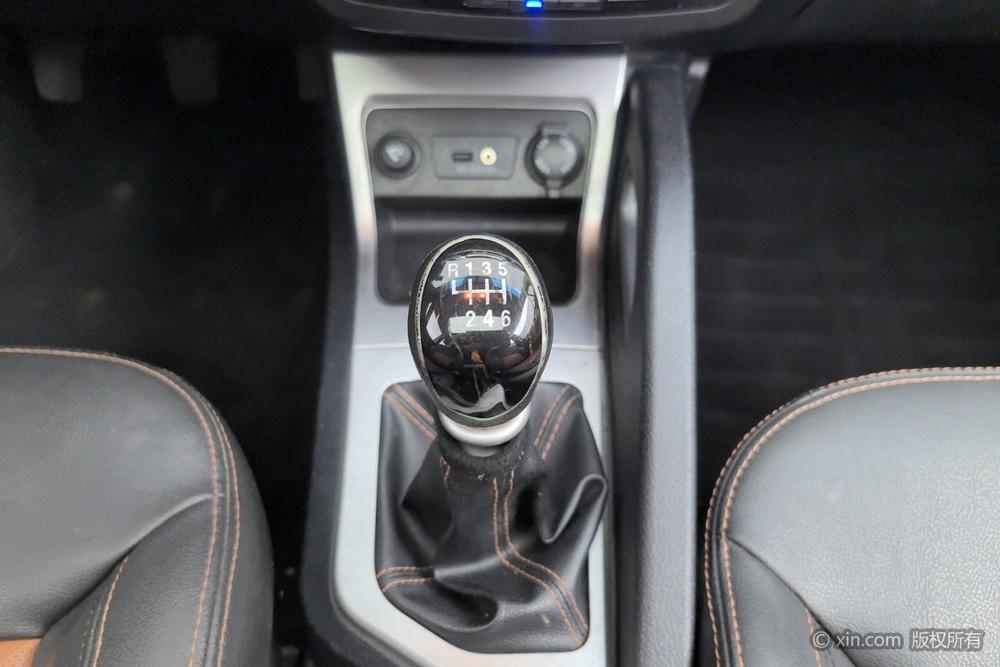 JAC Refine S3 2014 1.5L Manual Luxury Smart – фото 15