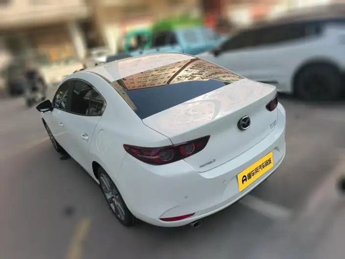 Mazda3 Axela 2023 Model 2.0L Automatic Zhi Shine Edition