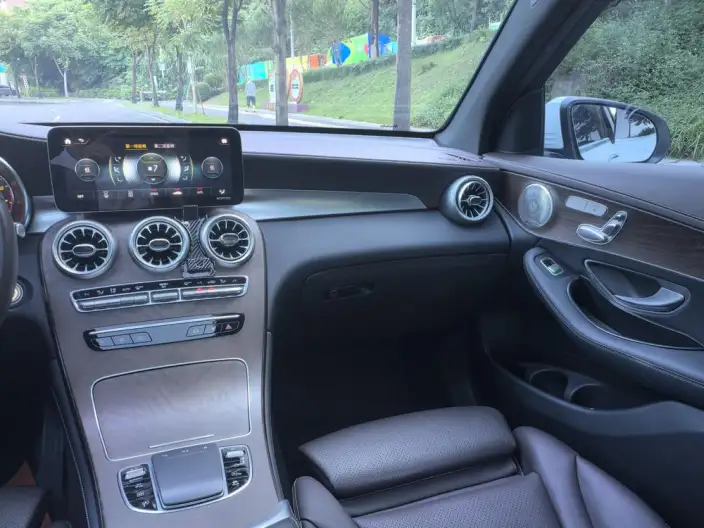 Mercedes-Benz GLC 2022 Model GLC 300 L 4MATIC Dynamic Model – фото 10