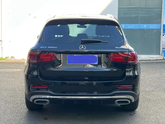 Mercedes-Benz GLC 2022 Model Facelift GLC 300 L 4MATIC Dynamic Model Collector Edition – фото 3