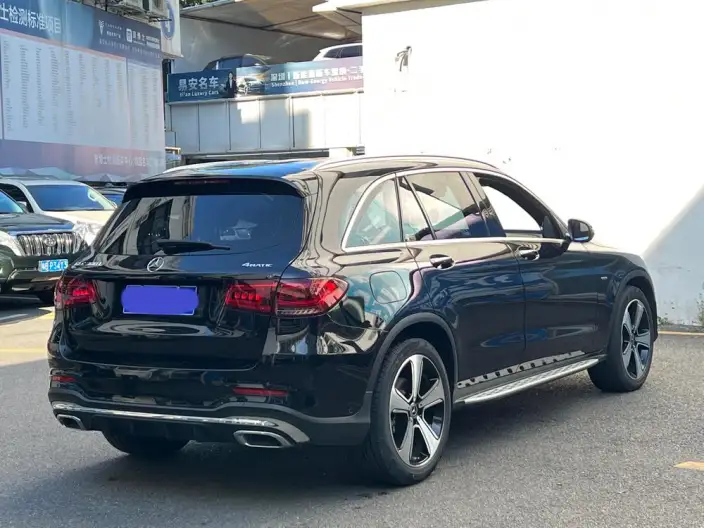 Mercedes-Benz GLC 2022 Model Facelift GLC 300 L 4MATIC Dynamic Model Collector Edition – фото 4