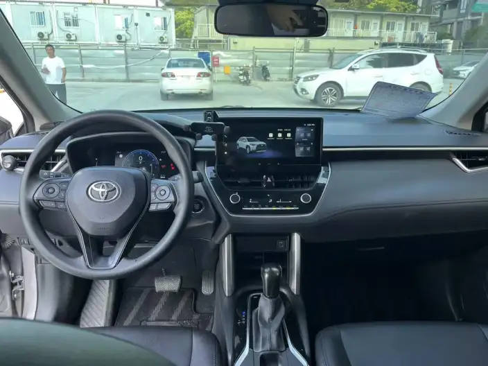 Toyota Corolla Cross 2024 Model 2.0L CVT Elite Edition – фото 10