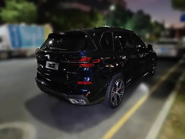 BMW X5 2023 Model xDrive30Li Exclusive Model M Sports Night Set