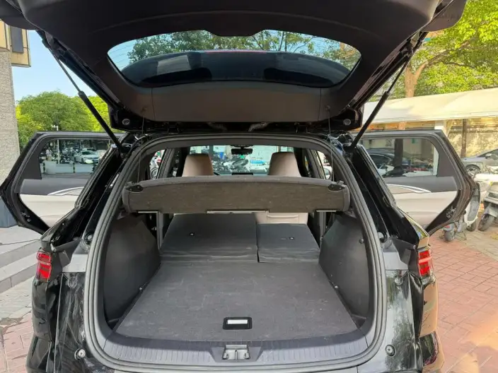 BYD Song Pro DM 2024 Model DM-i Honor Edition 71km Pilot Model – фото 9
