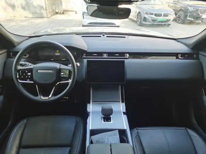 Range Rover Velar 2024 Model Dynamic SE – фото 8