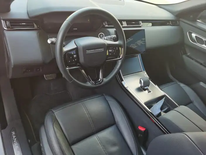 Range Rover Velar 2024 Model Dynamic SE – фото 10