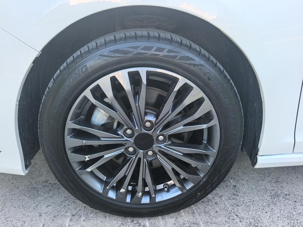 Yixuan MAX 2021 1.5T Super Capable Dad Edition – фото 8