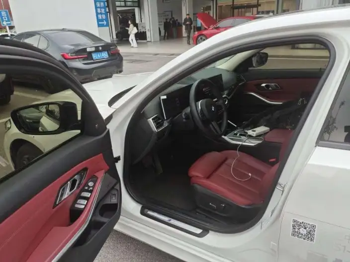 BMW 3 Series 2023 Model 325Li M Sports Night Set – фото 8