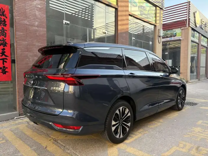 Wuling Victory 2022 Model Facelift 280T CVT Flagship Model – фото 6
